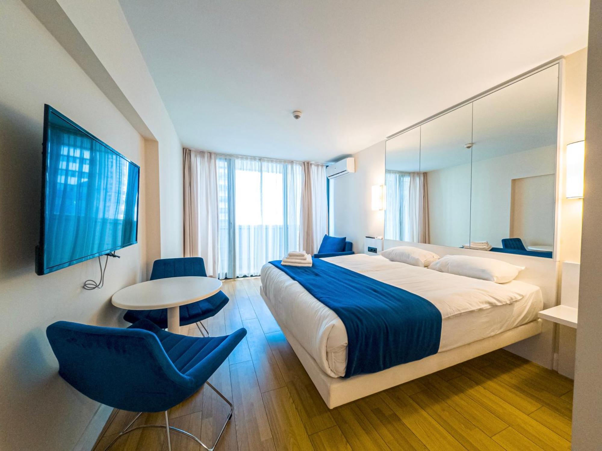 Cozy City Apartments In Orbi Batumi Exterior photo